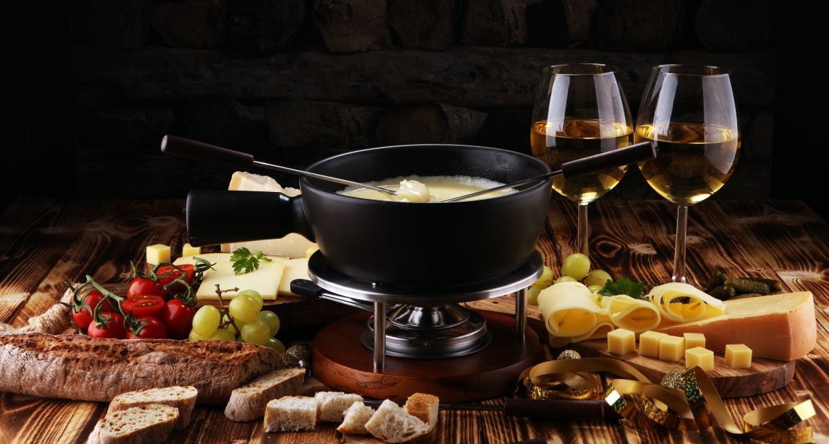 Unvergessliche Fondue-Erlebnisse: Moitié-Moitié Käsefondue und Chinoise Fondue