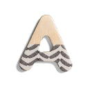 Micki Children Magnetic Letters tra cui scatola e tavolo