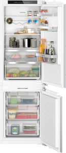 SIEMENS Kühl- / Gefrierkombination iQ500, Einbau-Kühl-Gefrier-Kombination mit Gefrierbereich unten, 177.2 x 55.8 cm, Flachscharnier