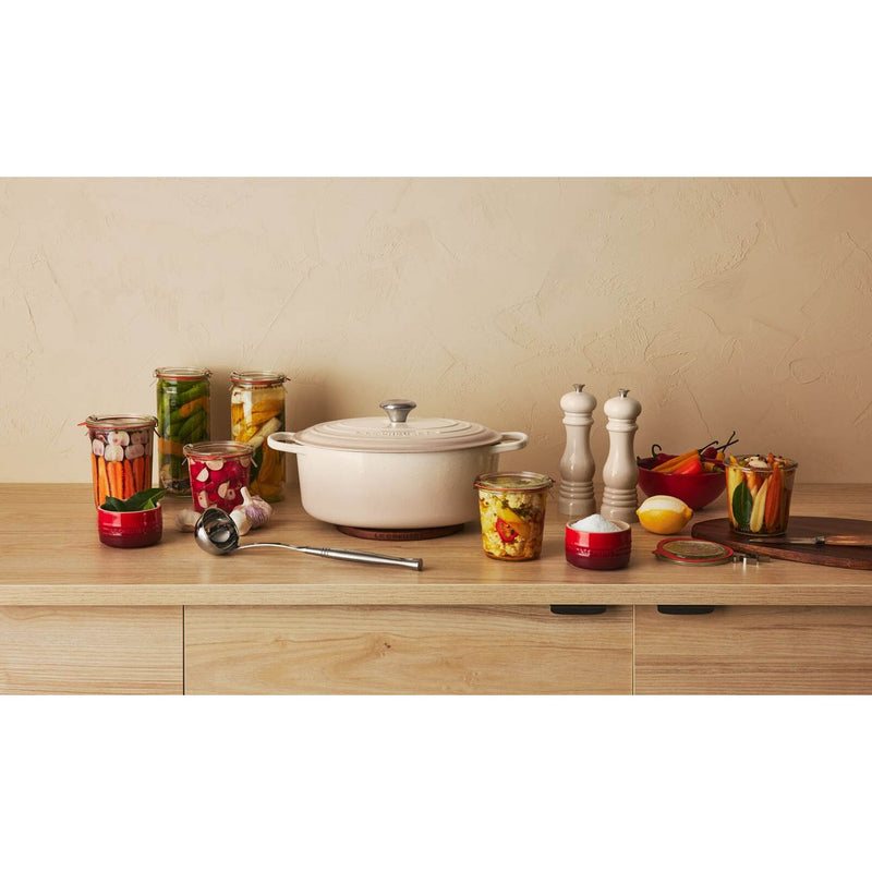 Le Creuset Pfanne Signature Bräter Oval  27 cm Meringue