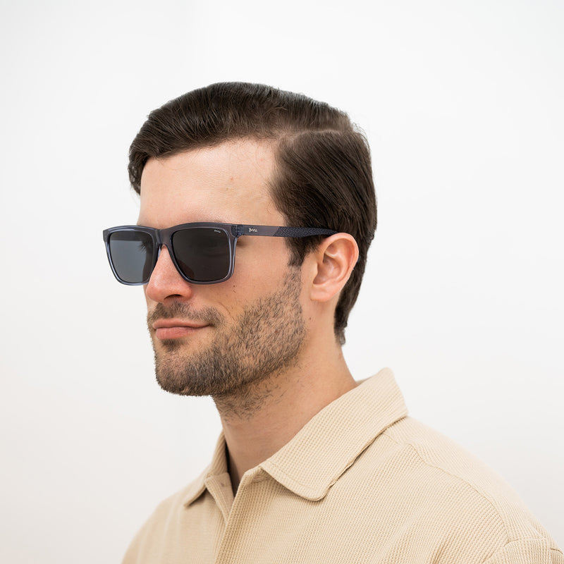 INVU Sonnenbrille Polarisiert mit Etui Pine IB22436B