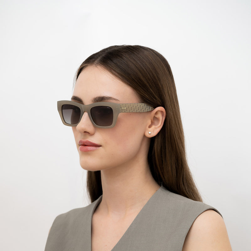 INVU Sonnenbrille Polarisiert mit Etui Amber IB22460C