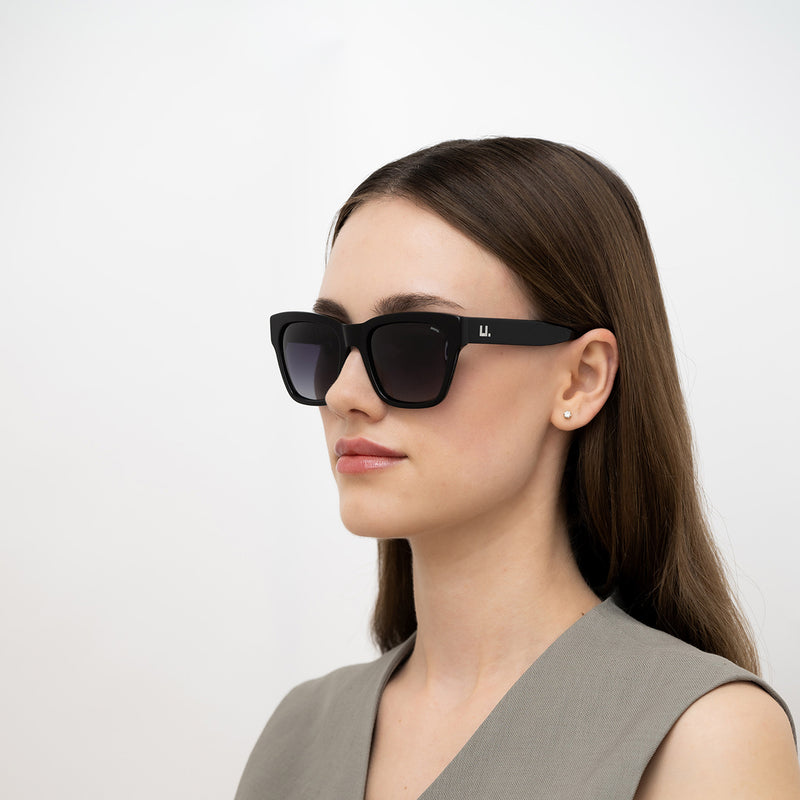 INVU Sonnenbrille Polarisiert in Premium-Qualität mit Etui Gates IP22406A