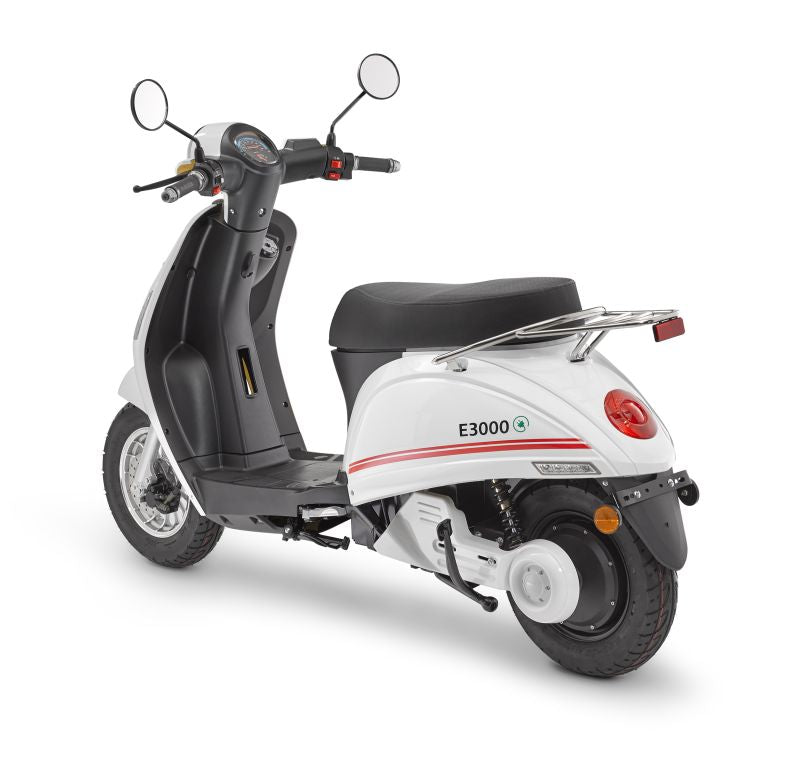 Luxxon electric scooter 45km/h E3000 white